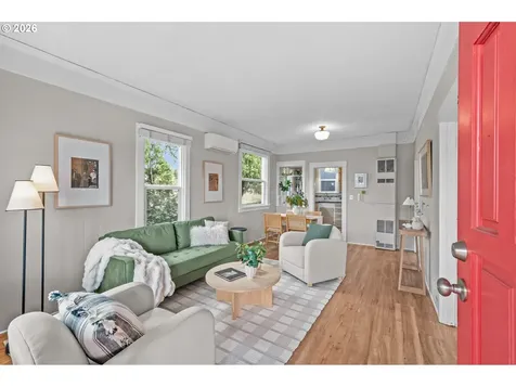 326 Pearl Street Oregon City OR 97045