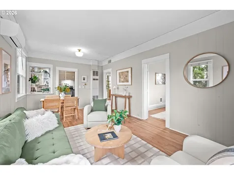 326 Pearl Street Oregon City OR 97045