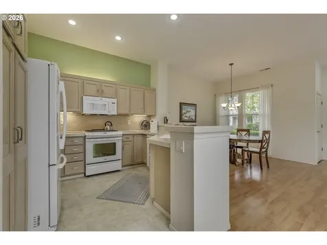6235 NE Rosebay Drive Hillsboro OR 97124