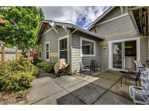 6235 NE Rosebay Drive Hillsboro OR 97124