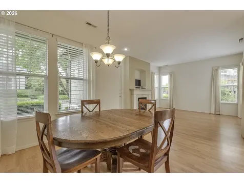 6235 NE Rosebay Drive Hillsboro OR 97124