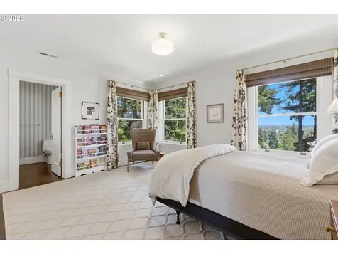 11648 S Military Lane Portland OR 97219