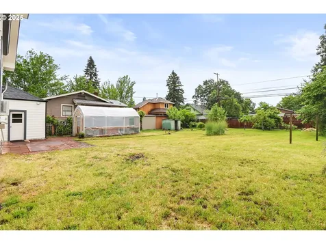 1034 W 10th Avenue Eugene OR 97402