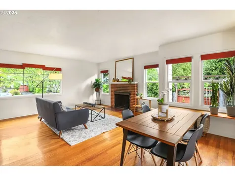 1034 W 10th Avenue Eugene OR 97402
