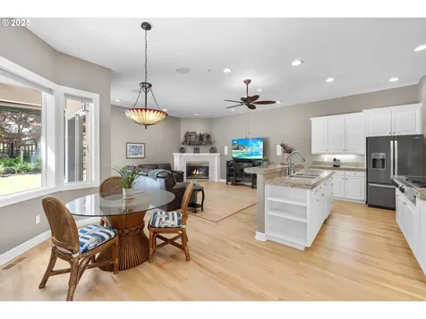 2704 NW Lacamas Drive Camas WA 98607
