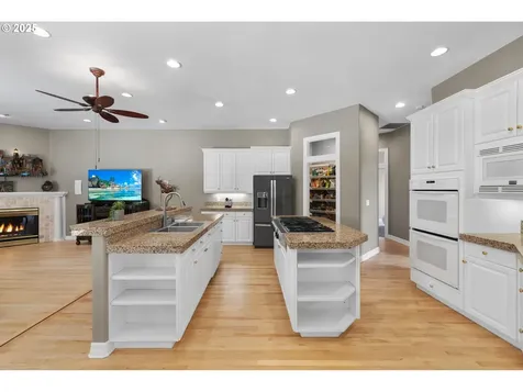 2704 NW Lacamas Drive Camas WA 98607