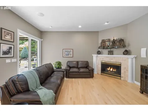 2704 NW Lacamas Drive Camas WA 98607