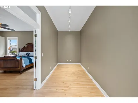2704 NW Lacamas Drive Camas WA 98607
