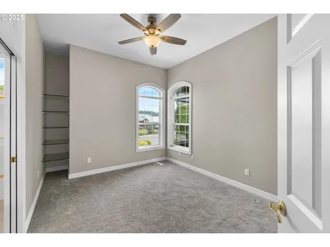 2704 NW Lacamas Drive Camas WA 98607