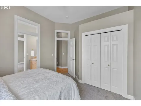2704 NW Lacamas Drive Camas WA 98607
