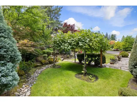 2704 NW Lacamas Drive Camas WA 98607