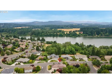 2704 NW Lacamas Drive Camas WA 98607
