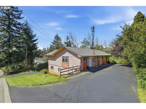 589 10th Avenue Coos Bay OR 97420
