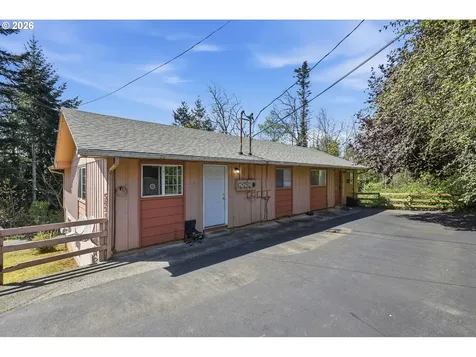 589 10th Avenue Coos Bay OR 97420
