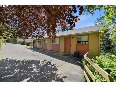 589 10th Avenue Coos Bay OR 97420