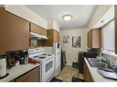 589 10th Avenue Coos Bay OR 97420