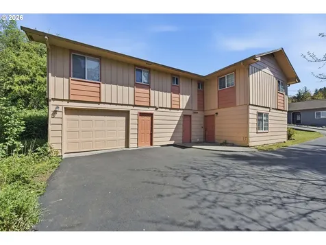 589 10th Avenue Coos Bay OR 97420