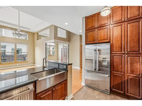 821 NW 11th Avenue Portland OR 97209