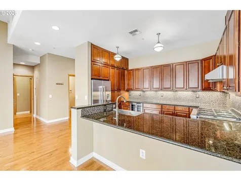 821 NW 11th Avenue Portland OR 97209