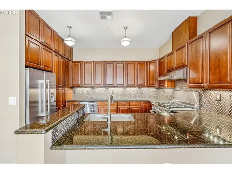 821 NW 11th Avenue Portland OR 97209
