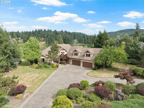 20054 S Driftwood Drive Oregon City OR 97045