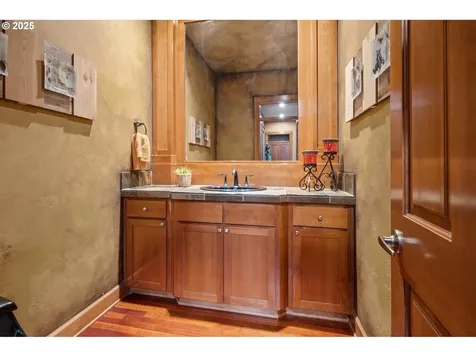 20054 S Driftwood Drive Oregon City OR 97045
