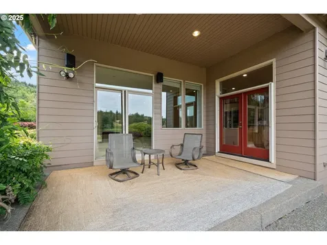 20054 S Driftwood Drive Oregon City OR 97045