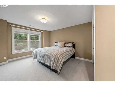 20054 S Driftwood Drive Oregon City OR 97045