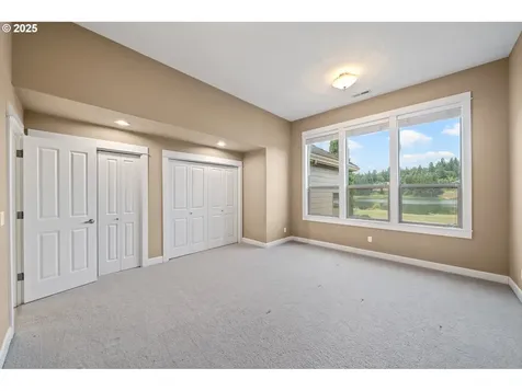 20054 S Driftwood Drive Oregon City OR 97045