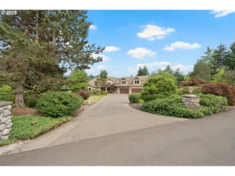 20054 S Driftwood Drive Oregon City OR 97045