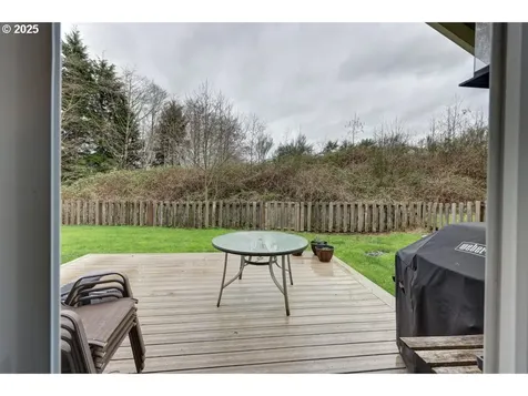 2255 SE Hebe Court Warrenton OR 97146