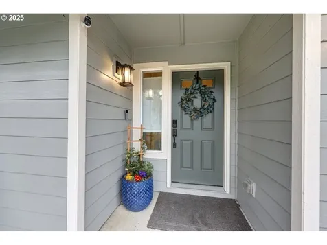 2255 SE Hebe Court Warrenton OR 97146