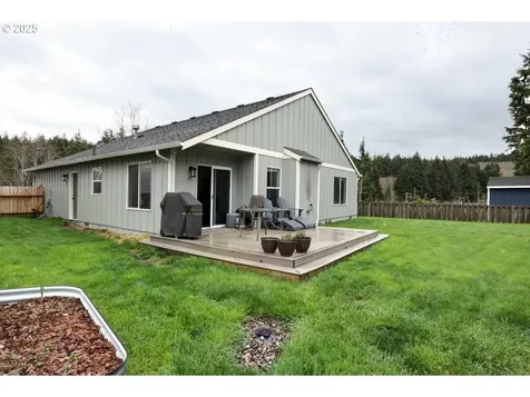 2255 SE Hebe Court Warrenton OR 97146