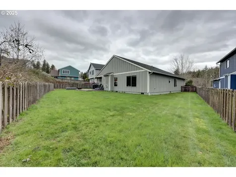 2255 SE Hebe Court Warrenton OR 97146