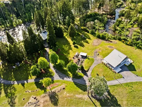 45650 Mckenzie Highway Vida OR 97488
