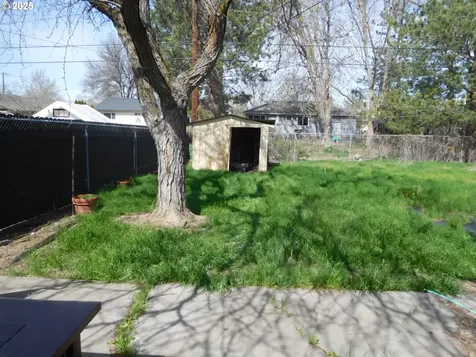 516 Blue Street Richland WA 99354