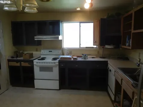 516 Blue Street Richland WA 99354