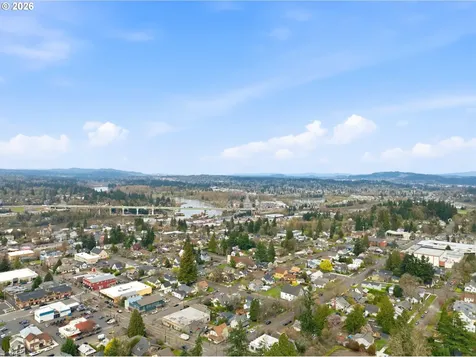 1314 7th Street Oregon City OR 97045