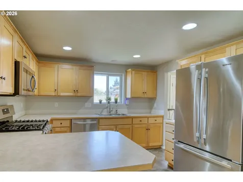 34385 Heron Meadows Drive Scappoose OR 97056