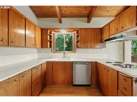 845 NW Day Drive Gresham OR 97030