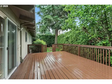 845 NW Day Drive Gresham OR 97030