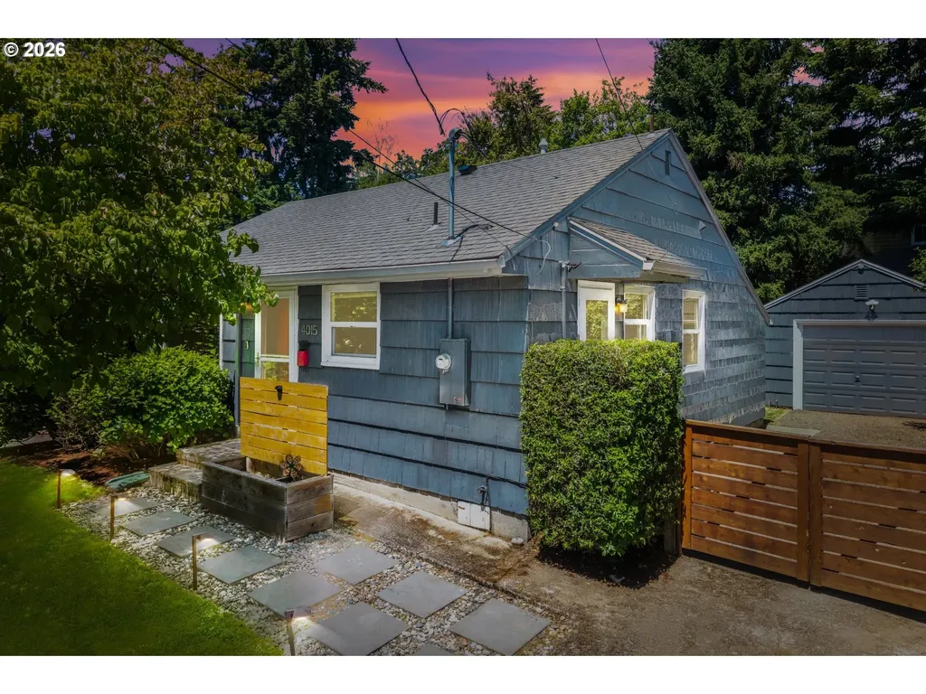 4015 SE Lexington Street Portland OR 97202