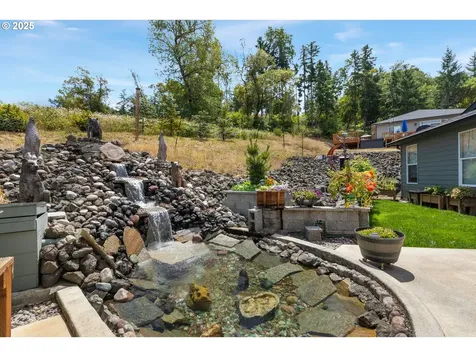 895 Valley Vista Street Sutherlin OR 97479