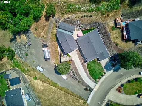 895 Valley Vista Street Sutherlin OR 97479