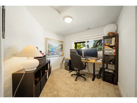 2705 NE 83rd Avenue Vancouver WA 98662