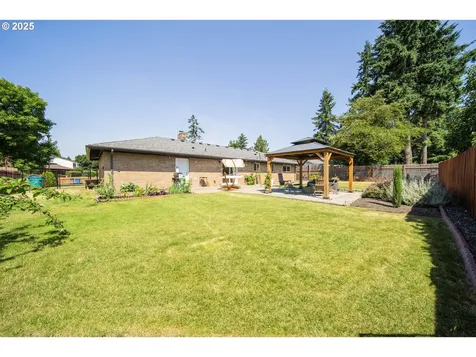 2705 NE 83rd Avenue Vancouver WA 98662