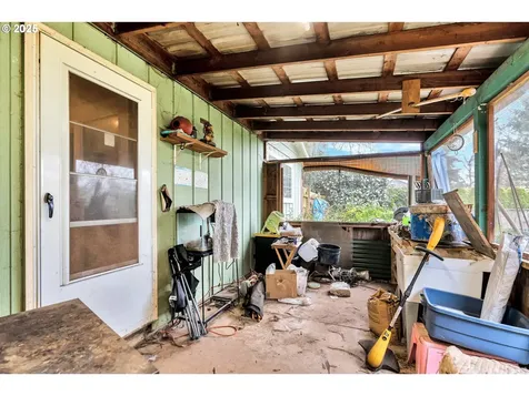 482 SW 6th Avenue Canby OR 97013