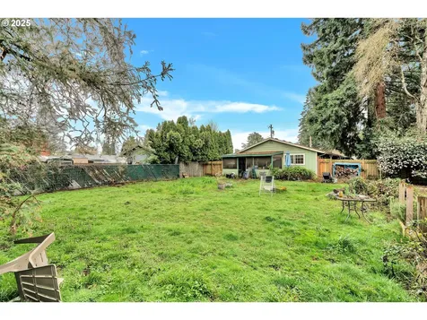 482 SW 6th Avenue Canby OR 97013