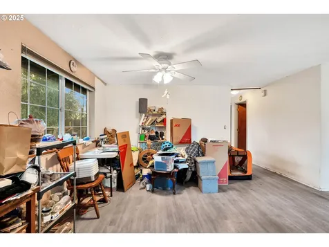 482 SW 6th Avenue Canby OR 97013