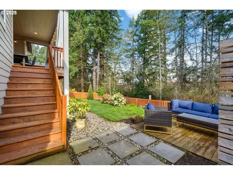 131 W 16th Street La Center WA 98629